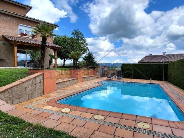 Chalet, Olost