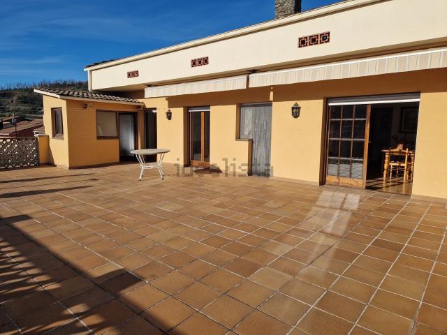 Chalet, Olot