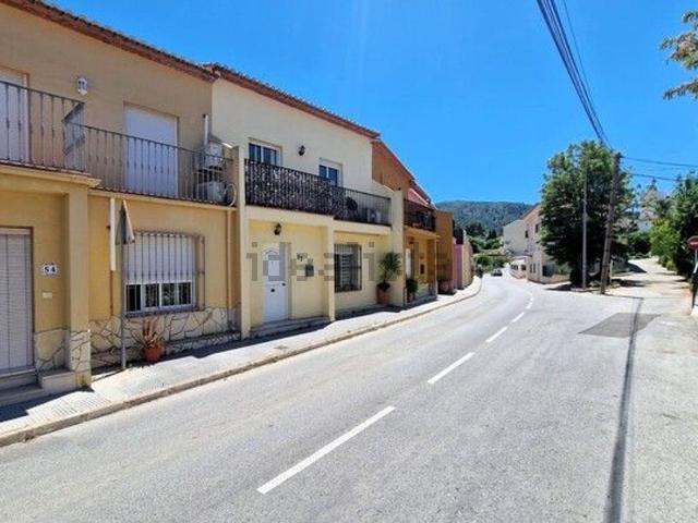 Chalet, Orba