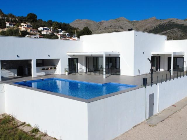 Chalet, Orba