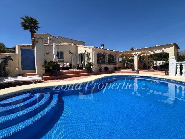 Chalet, Orba