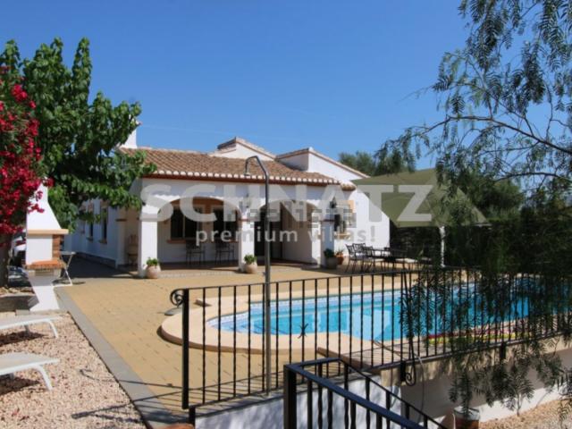 Chalet, Orba