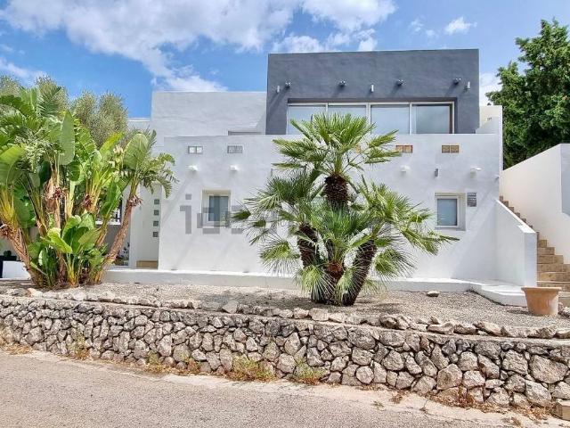 Chalet, Orba
