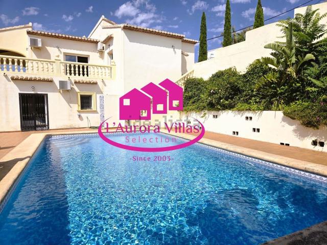 Chalet, Orba