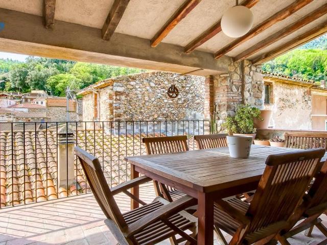 Chalet, Osor