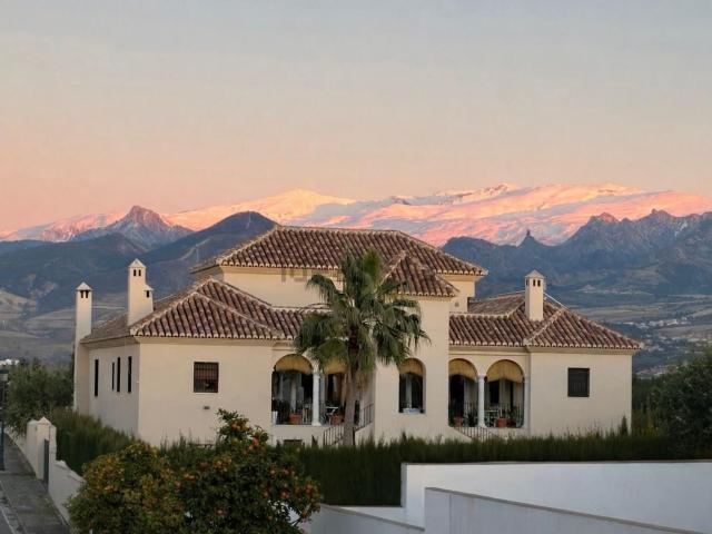 Chalet, Otura