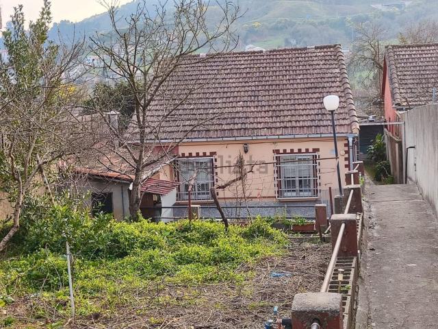 Chalet, Ourense