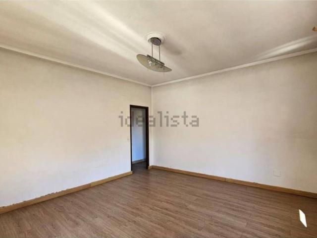 Chalet, Ourense