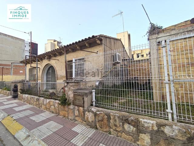 Chalet, L&apos Aldea