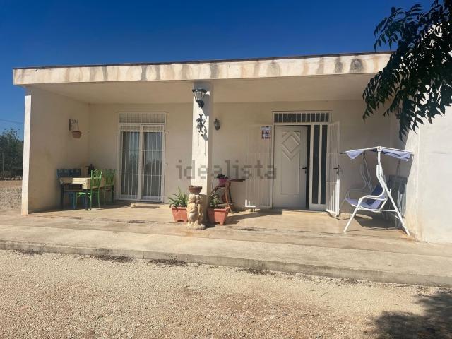 Chalet, L&apos Ampolla