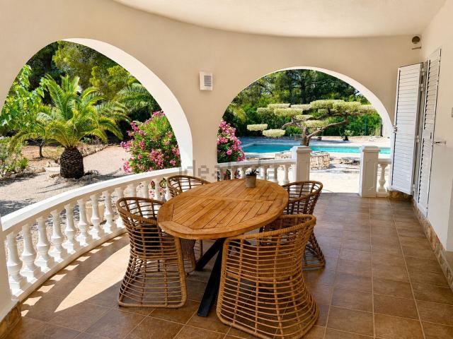 Chalet, L&apos Ampolla
