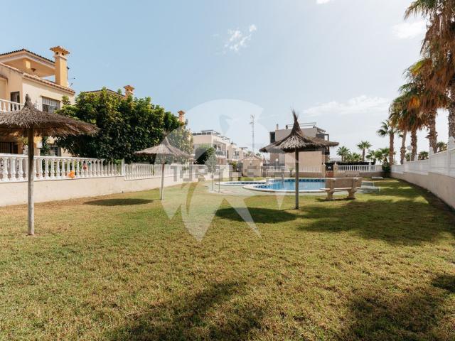 Chalet, Lomas de Cabo Roig, Orihuela