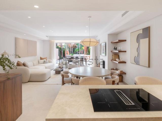 Chalet, Lomas de Marbella Club, Marbella