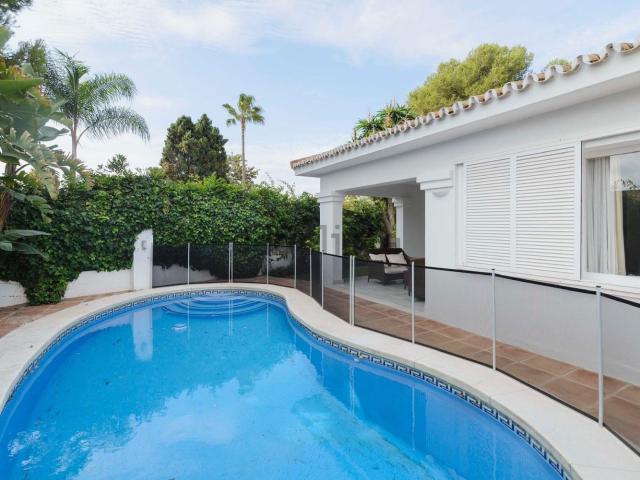Chalet, Los Monteros, Marbella