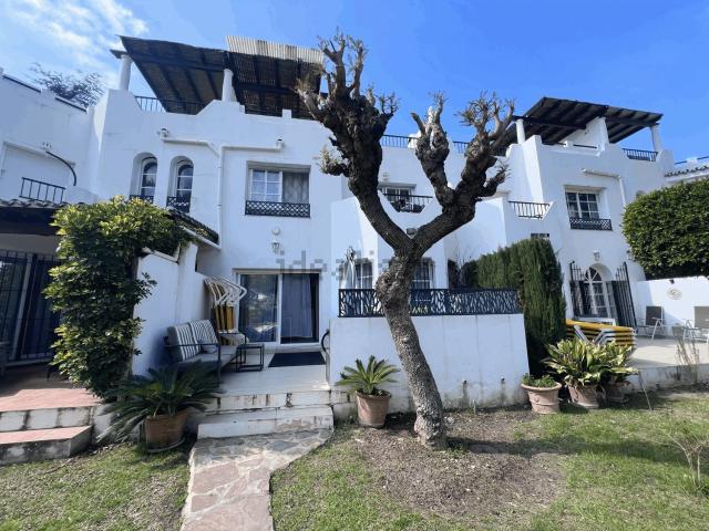 Chalet, Los Naranjos, Marbella