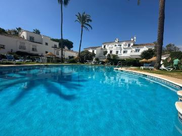 Chalet, Los Naranjos, Marbella