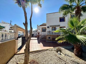 Chalet, Zona Lago Los Almendros, Orihuela