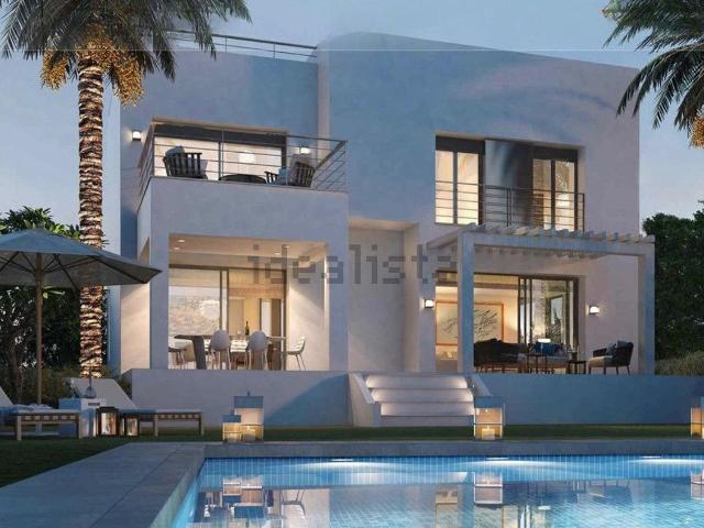 Chalet, La Concha Resina Golf, Estepona