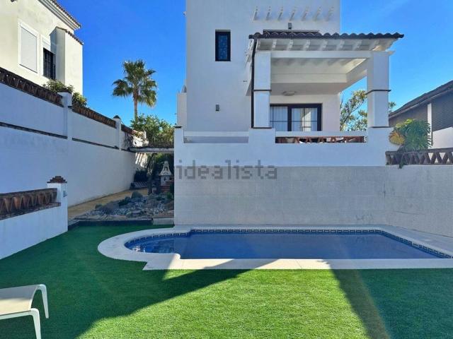 Chalet, La Concha Resina Golf, Estepona