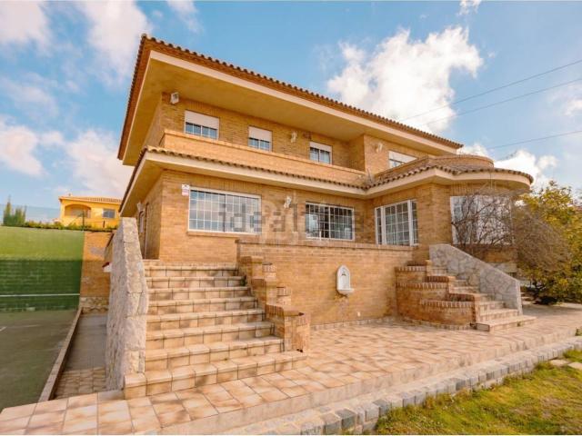 Chalet, La Secuita