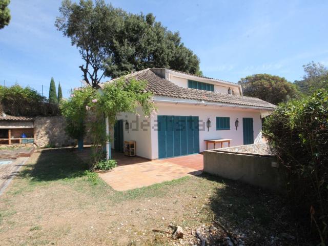 Chalet, La Roca del Vallès