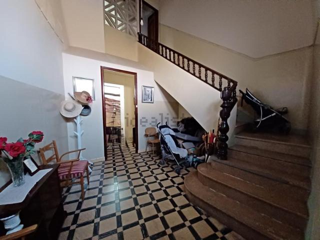 Chalet, La Roda