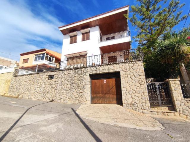 Chalet, La Vall d&apos Uixo