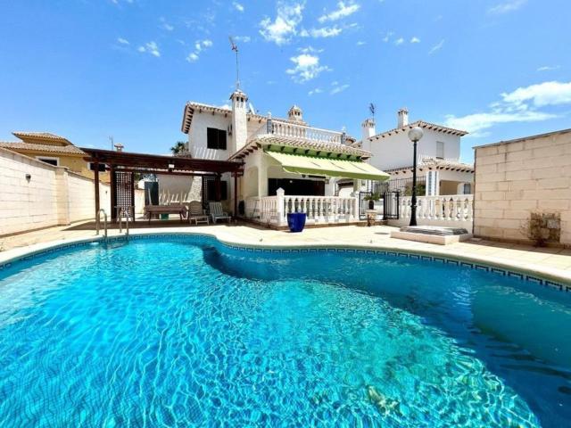 Chalet, La Zenia, Orihuela
