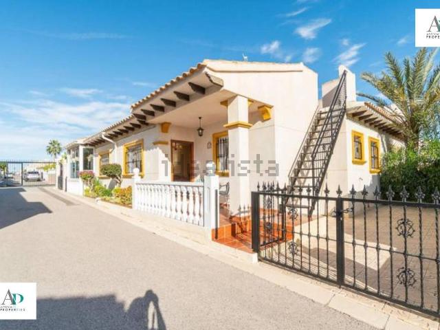 Chalet, La Zenia, Orihuela