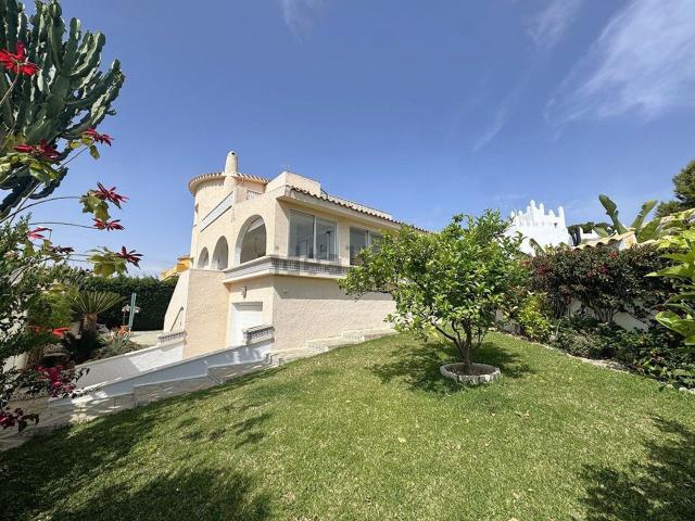 Chalet, La Zenia, Orihuela
