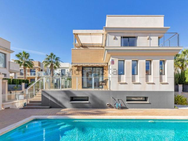 Chalet, La Zenia, Orihuela