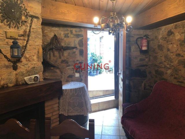 Chalet, Ladrillar