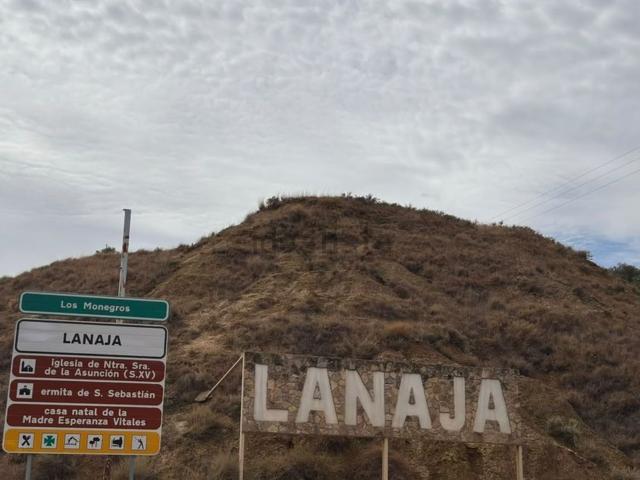 Chalet, Lanaja