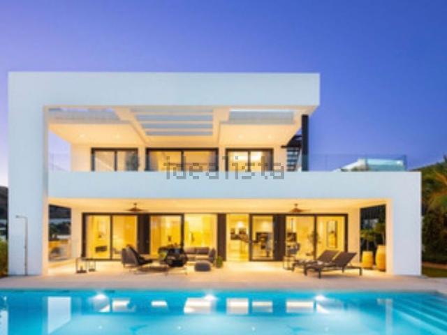 Chalet, Las Brisas, Marbella