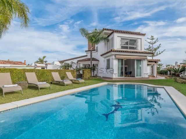 Chalet, Las Chapas Alicate Playa, Marbella