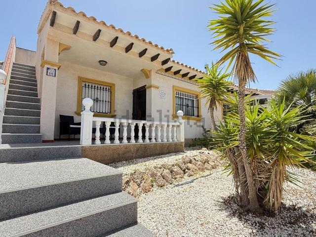Chalet, Las Filipinas, Orihuela