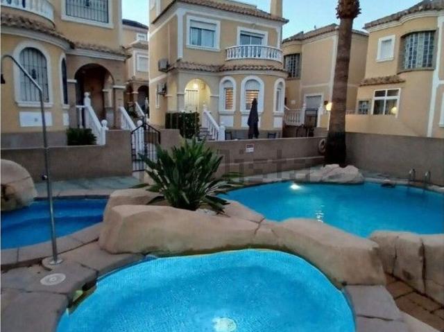 Chalet, Las Filipinas, Orihuela