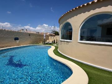 Chalet, Las Filipinas, Orihuela