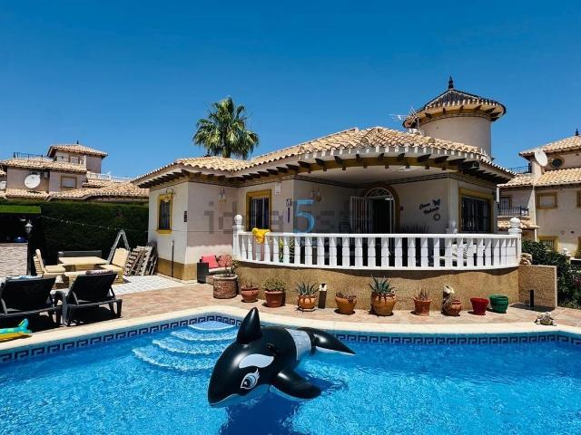 Chalet, Las Filipinas, Orihuela