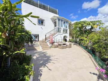 Chalet, Las Lomas, Estepona