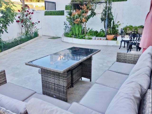 Chalet, Las Lomas, Estepona
