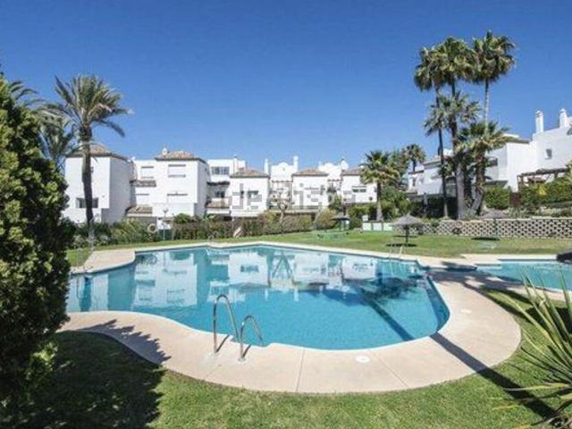 Chalet, Las Lomas, Estepona