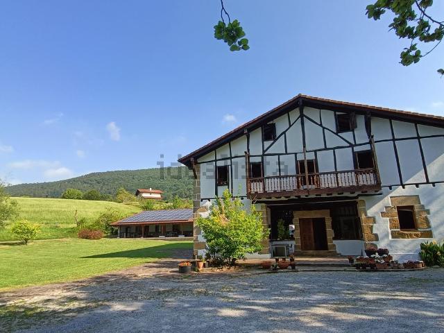 Chalet, Lezo