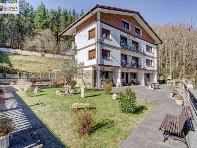 Chalet, Legazpia