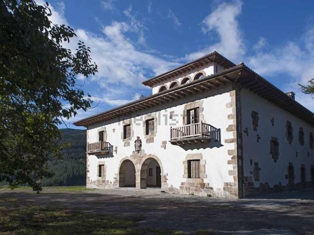 Chalet, Legazpia
