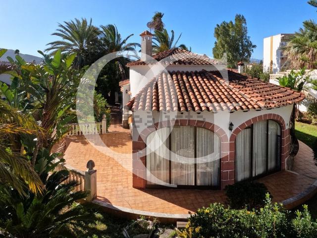 Chalet, Les Bassetes El Marjal, Denia