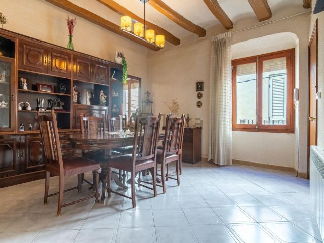 Chalet, Les Borges del Camp