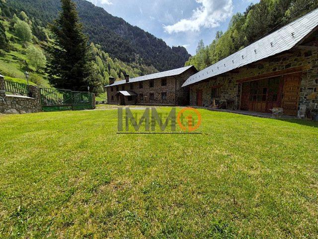 Chalet, Les Valls de Valira