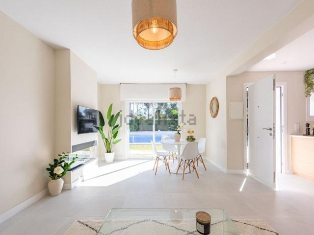 Chalet, Linda Vista Nueva Alcántara Cortijo Blanco, Marbella