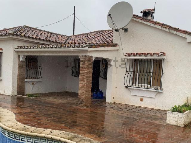 Chalet, Linda Vista Nueva Alcántara Cortijo Blanco, Marbella